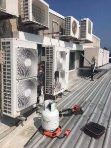 Read more about the article Mã Lỗi Daikin E5 Là Gì? Nguyên Nhân, Cách Sửa Và Giải Pháp Phòng Tránh