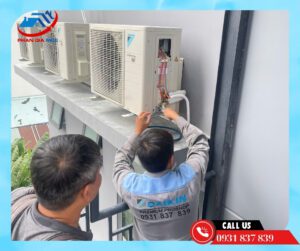 Read more about the article Cục Nóng Điều Hòa Kêu To Có Gây Nguy Hiểm Không? Nguyên Nhân và Cách Khắc Phục